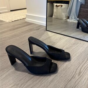 JustFab Classic Black Heels